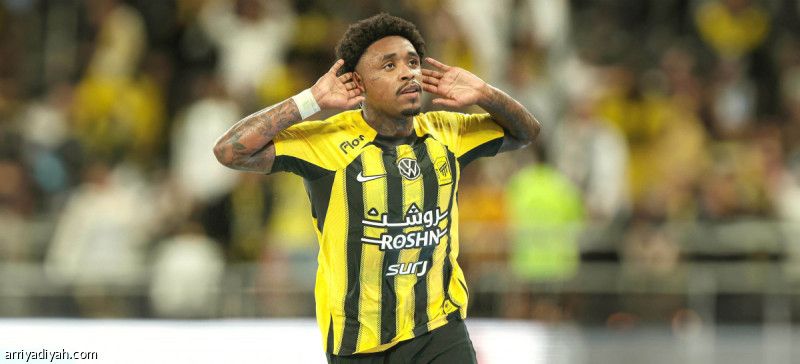 بيرجوين يكتب أول ثنائية اتحادية في كلاسيكو «المحترفين»