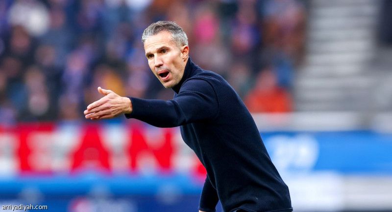 فينوورد يُعلن عودة فان بيرسي