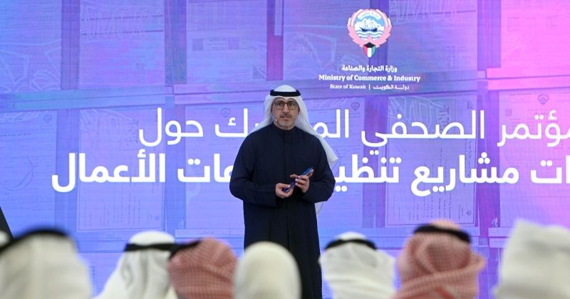 العجيل يستعرض مستجدات تنظيم قطاعات الأعمال: اطبع ترخيصك الذكي وعلّقه في مؤسستك