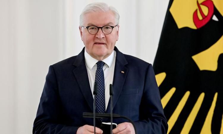 رئيس ألمانيا يدلي بصوته في الانتخابات التشريعية