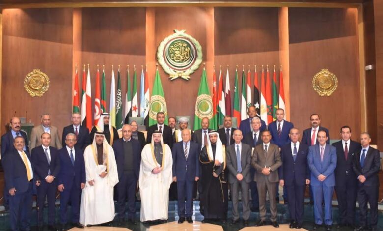 أبو الغيط يستقبل قضاة محكمة الاستثمار العربي