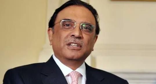 الرئيس الباكستاني يؤكد مجددا عزمه القضاء التام على الإرهاب في البلاد