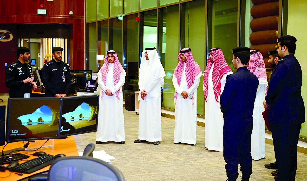 وفد من الداخلية السعودية يزور مركز القيادة الوطني