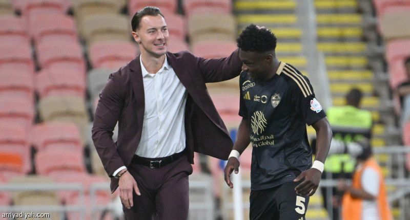 بكر يدشن أهدافه مع الأهلي