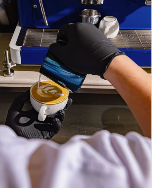 مطاعم وكافيهات لن تندم لو جربتها في مركز الملك عبد الله المالي في الرياض