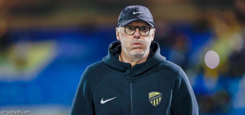 بلان: الهلال أتعبنا.. والتعادل مع الخليج جيد