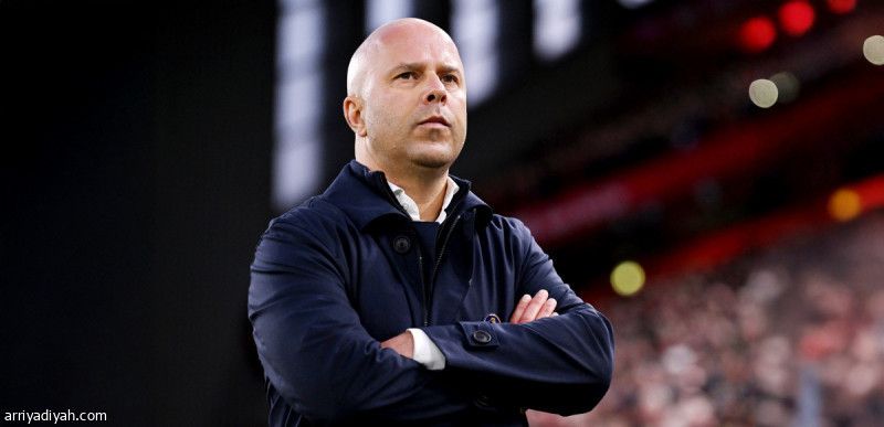 إيقاف سلوت مباراتين بسبب سوء السلوك