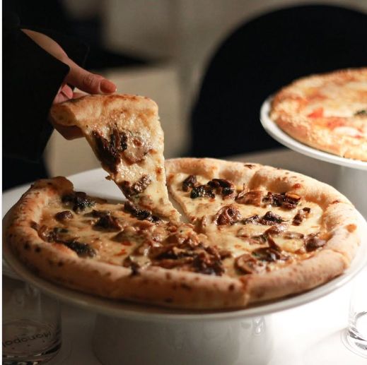 مطاعم وكافيهات لن تندم لو جربتها في مركز الملك عبد الله المالي في الرياض