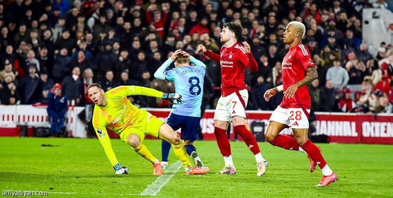 أرسنال يواصل النزيف ويقع في فخ التعادل