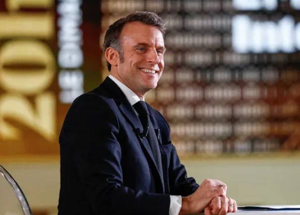 ماكرون: الاتحاد الأوروبي يعتزم فرض رسوم “متبادلة” على الصلب والألومنيوم