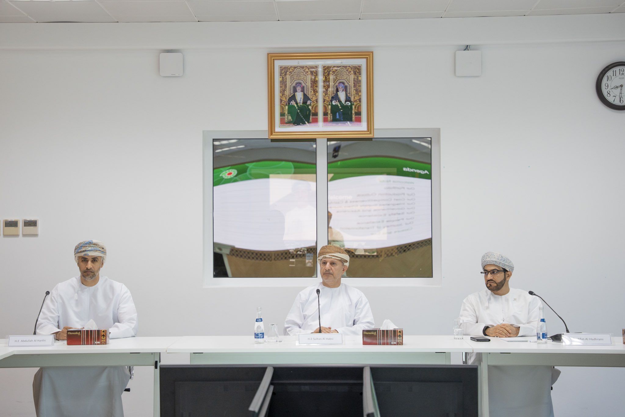 وزير المالية يزور شركة تنمية نفط عمان