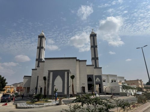 افتتاح جامع "محمد المرشد" في مكة المكرمة بحي العوالي وإمامته للشيخ تركي المحيسني