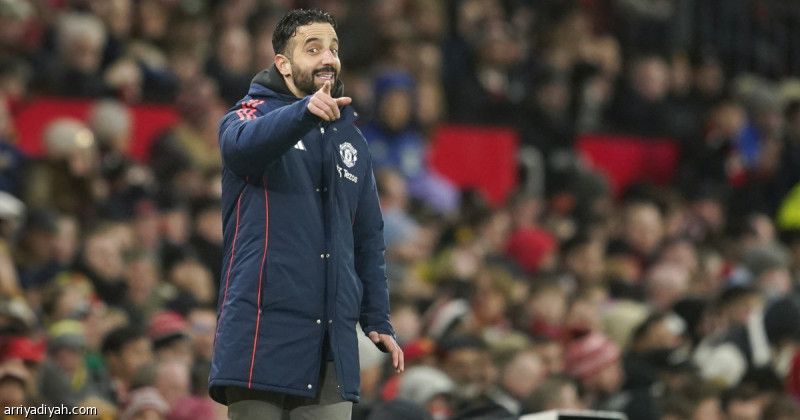 أموريم يطالب أونانا بنسيان الماضي