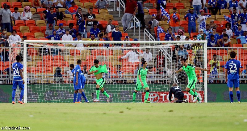 بعد رحيل 18 واعتزال 9.. الأهلي يجدد الفوز على أرض الهلال