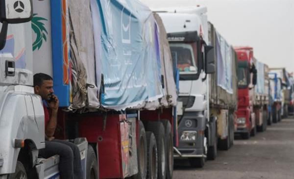 الاحتلال يتخذ قرار وقف شحنات المساعدات إلى غزة بالتنسيق مع واشنطن