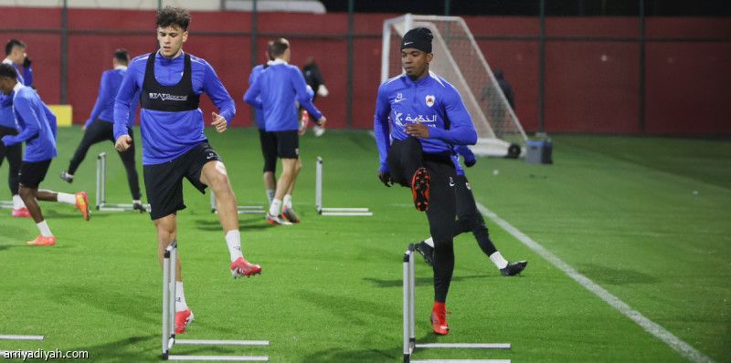 قبل الأهلي.. الريان يفقد خدمات تميم