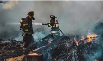 أمريكا تعلن الطوارئ.. الحرائق تلتهم الأخضر واليابس في كارولينا الجنوبية