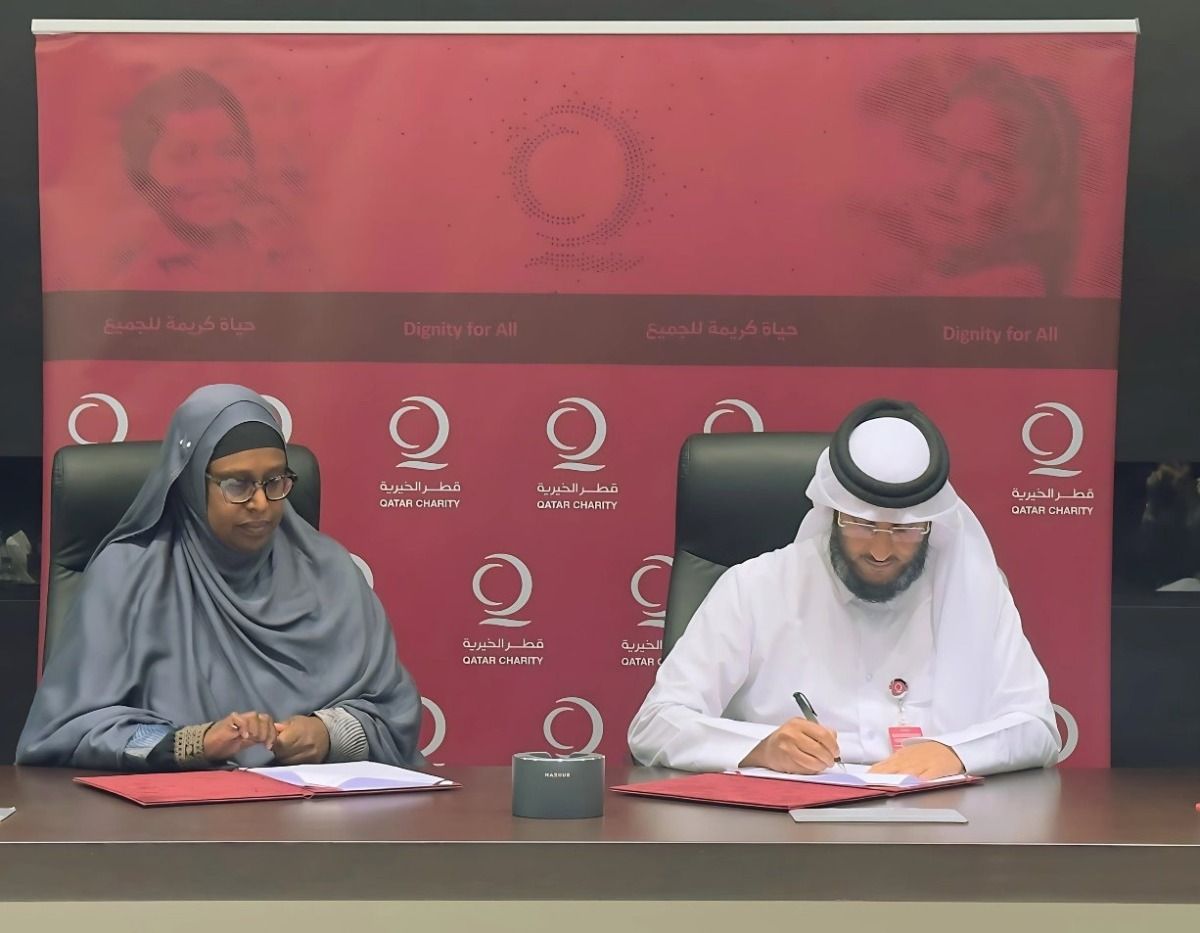 قطر الخيرية ومنظمة حلول التنمية الإفريقية توقعان مذكرة تفاهم لتعزيز التعاون في العمل الإنساني والتنموي
