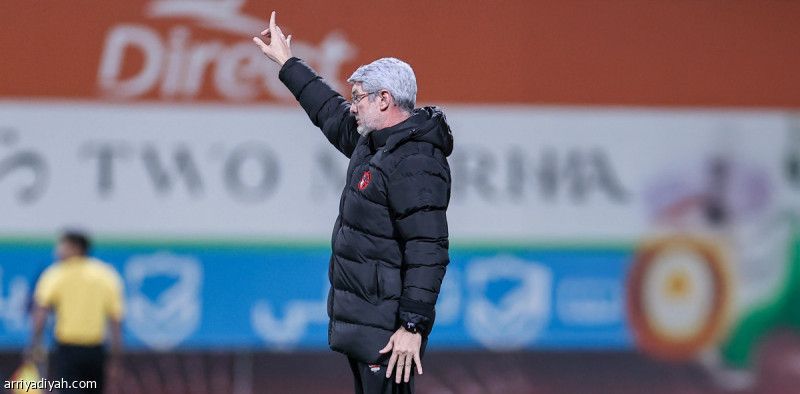 هيلمان بعد التعادل القاتل: مستقبلا لن نستبعد شوطا ثالثا