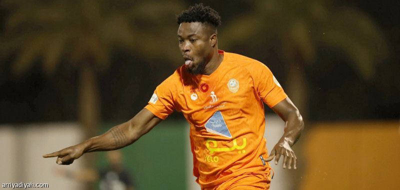 الزلفي يضرب الباطن.. والفيصلي يقهر الطائي