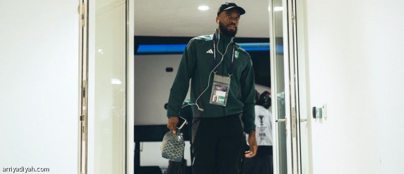 الأهلي يتسلح بـ 10 أجانب.. وفيرمينو يعود