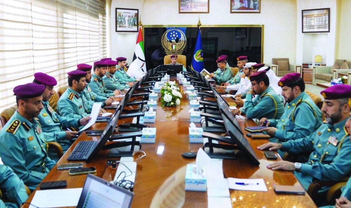 مناقشة خطط تعزيز جودة العمل الشرطي في عجمان