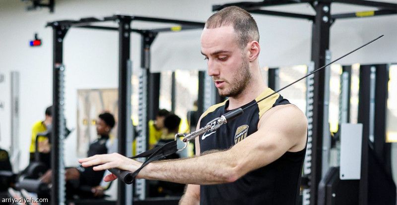 الاتحاد يستعيد ميتاي قبل القادسية