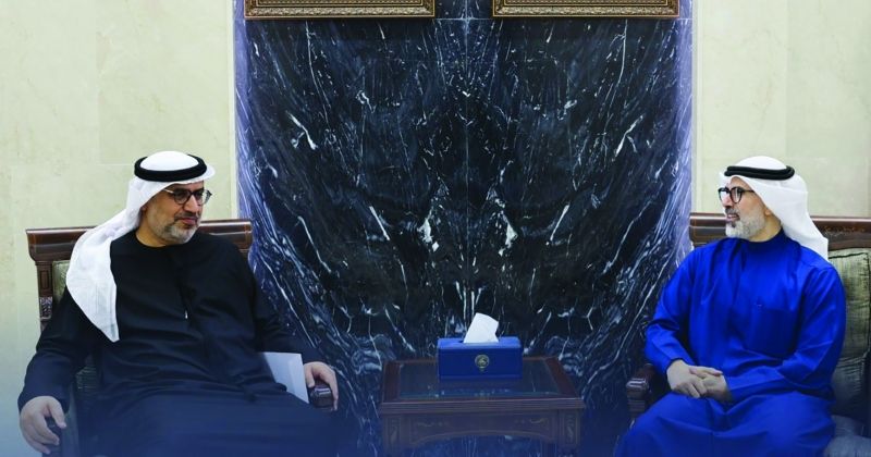 نائب وزير الخارجية مستقبلاً الدكتور النيادي