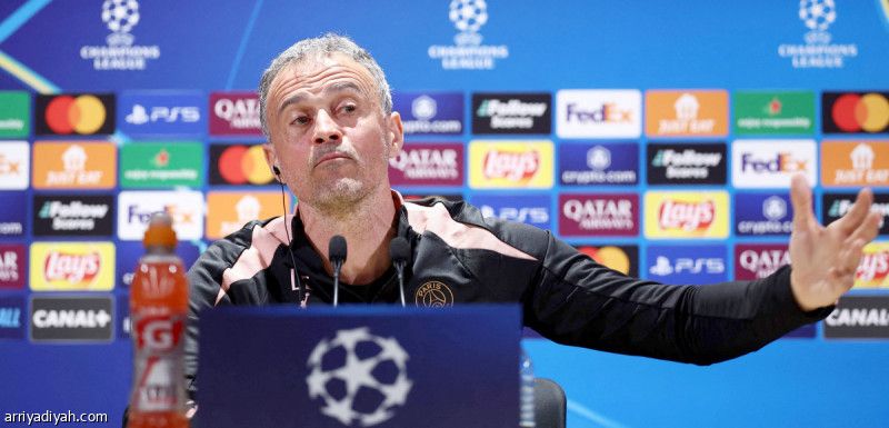 إنريكي: طائرات ليفربول تهدد دفاعاتنا