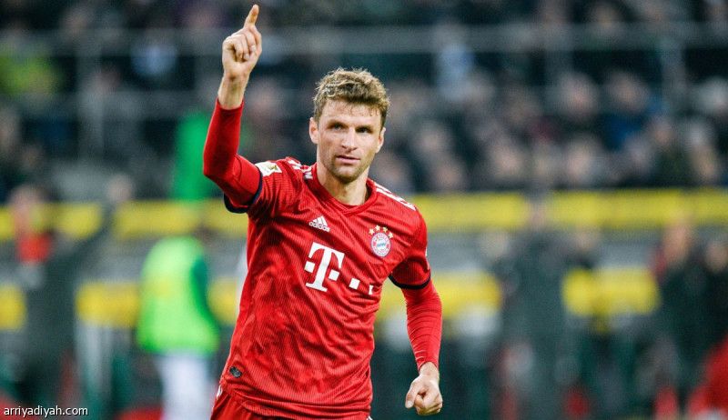 باسلر ولام يطالبان مولر بالاعتزال