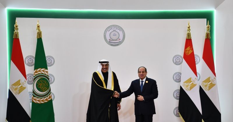 ممثل سمو الأمير يشارك في القمة العربية غير العادية