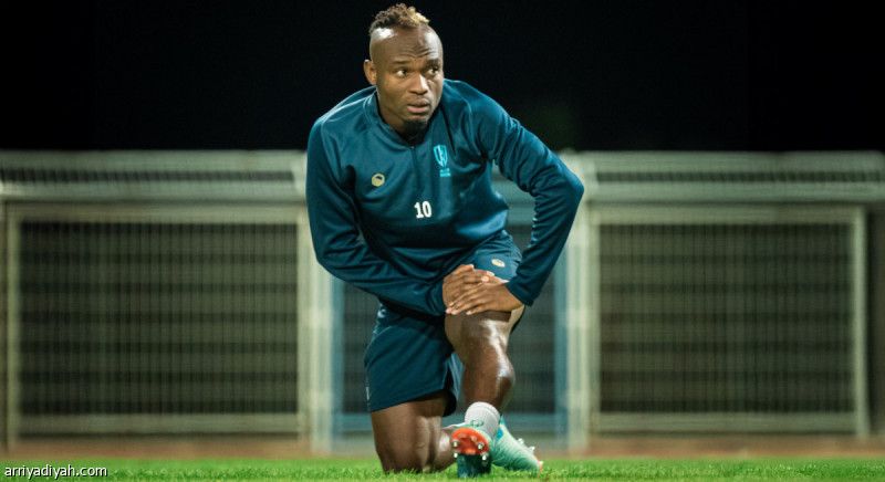 الأخدود يجهز بديلي جودوين وعسيري