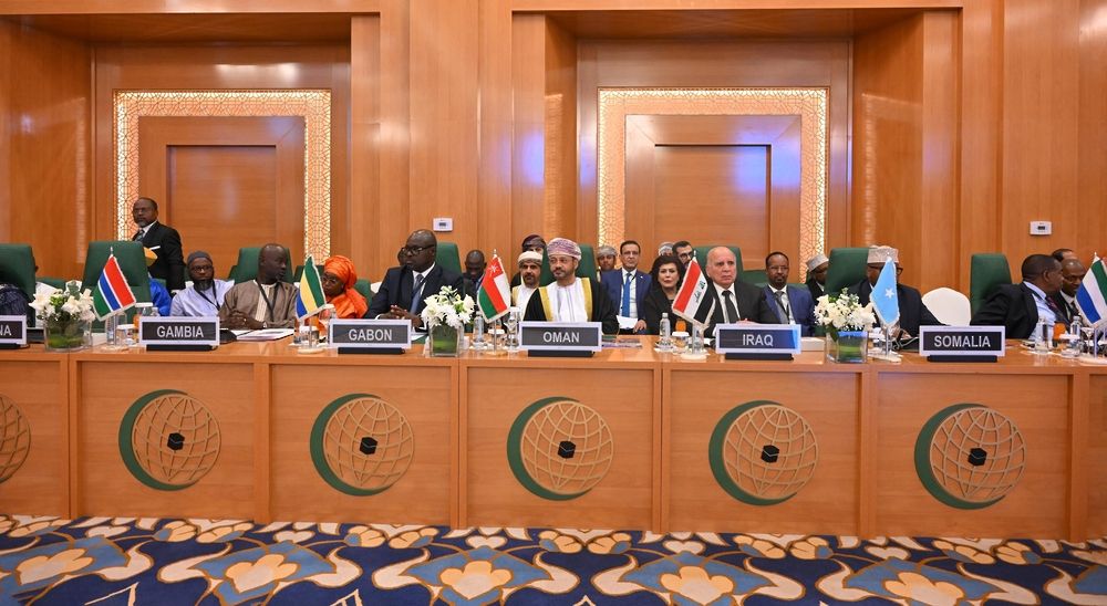 سلطنة عُمان تُشارك في الاجتماع الاستثنائي لمنظمة التعاون الإسلامي بجدة