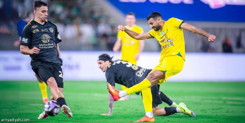 بعد 10 محاولات.. السالم يضم الأهلي إلى ضحاياه