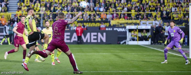 أمام أوجسبورج.. دورتموند يبتعد عن الأوروبية