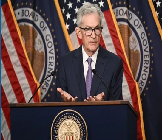 رئيس الاحتياطي الفيدرالي الأمريكي: ننتظر مزيدا من الوضوح قبل اتخاذ قرار أسعار الفائدة