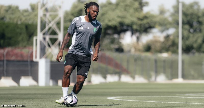 الأهلي يختبر كيسيه قبل التدريبات
