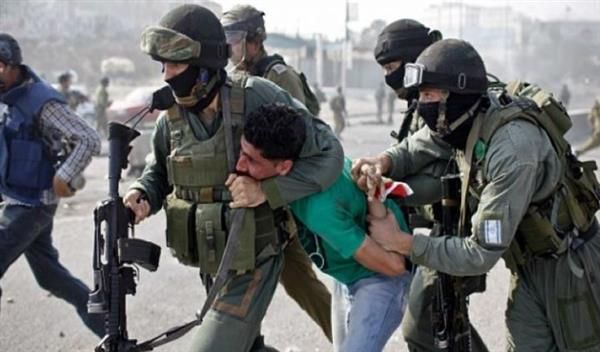 الاحتلال الإسرائيلي يعتقل 13 فلسطينيا من رام الله والبيرة والخليل