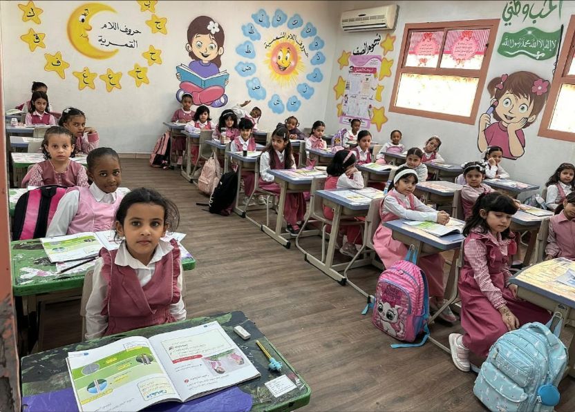 حدث نادر في مدارس الطايف من صباح الأحد يثير الجدل في الرياض