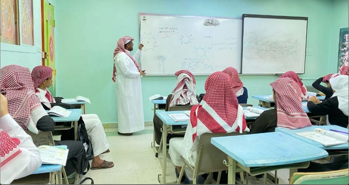 حدث نادر في مدارس الطايف من صباح الأحد يثير الجدل في الرياض