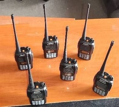 المهرة.. ضبط أجهزة اتصالات لاسلكية ممنوعة في منفذ حدودي مع عمان