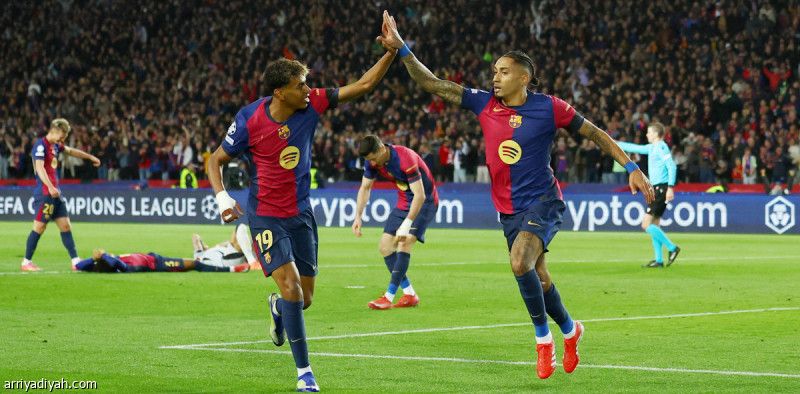 أول المتأهلين.. برشلونة يوجع بنفيكا بثلاثية