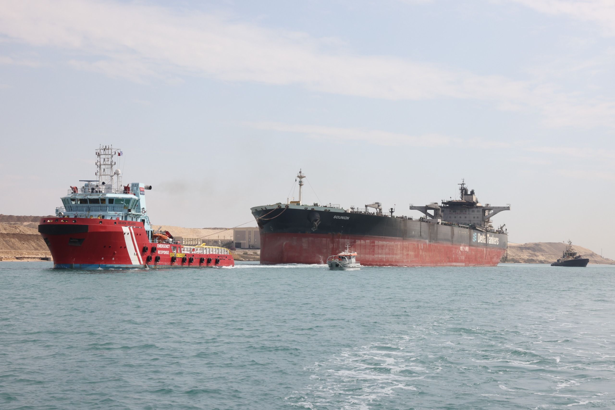 هيئة قناة السويس تعلن نجاح قطر ناقلة النفط اليونانية "سونيون" التي هاجمها الحوثيون قبل أشهر