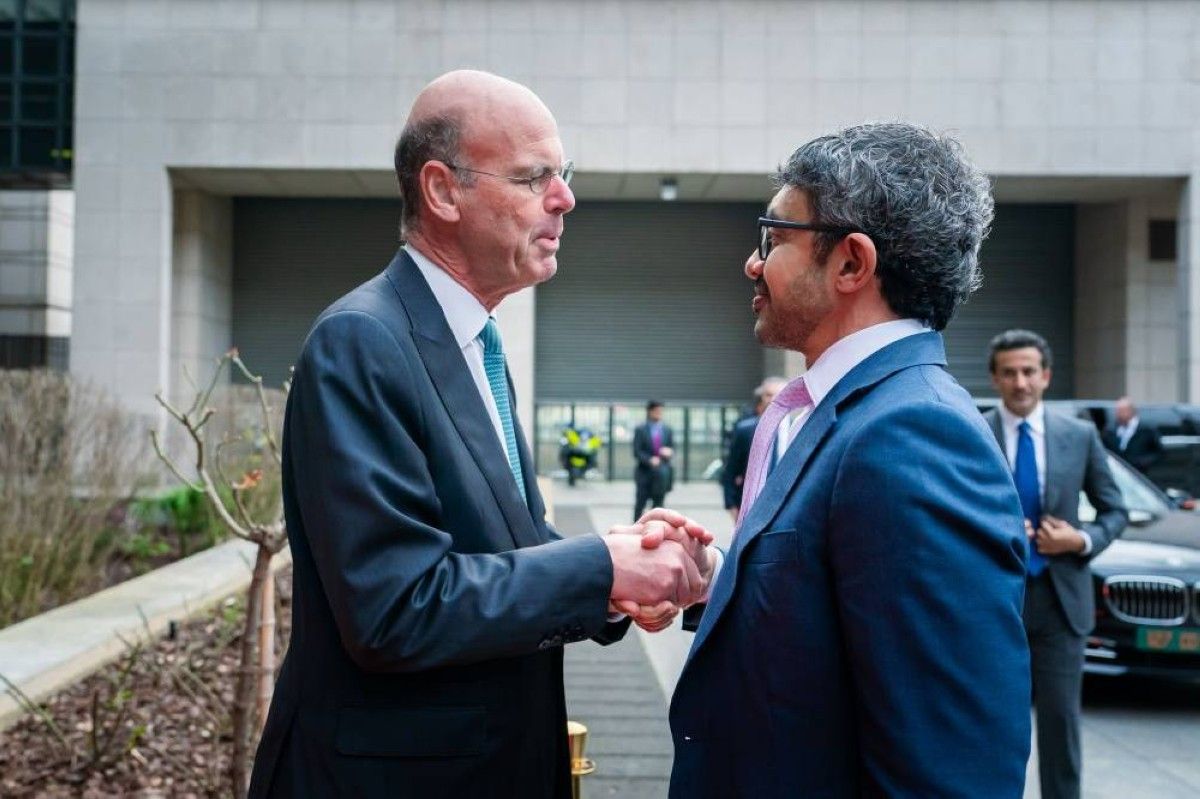 عبدالله بن زايد يلتقي وزير الاقتصاد والمالية والصناعة الفرنسي