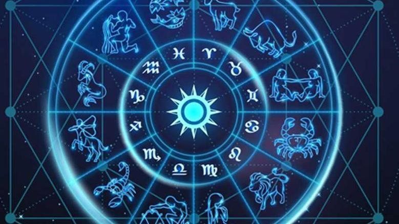 برج فلكي الأكثر حظاً سيحظي بسفر وارتباط عاطفي .. توقعات الأبراج اليوم تحذر برج العقرب والقوس والميزان أبرز توقعات كارمن شماس أعرف حظك اليوم!