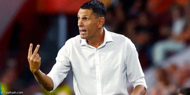 بويت منتقدا الآسيوي: لا يفهمون وقراراتهم حمقاء