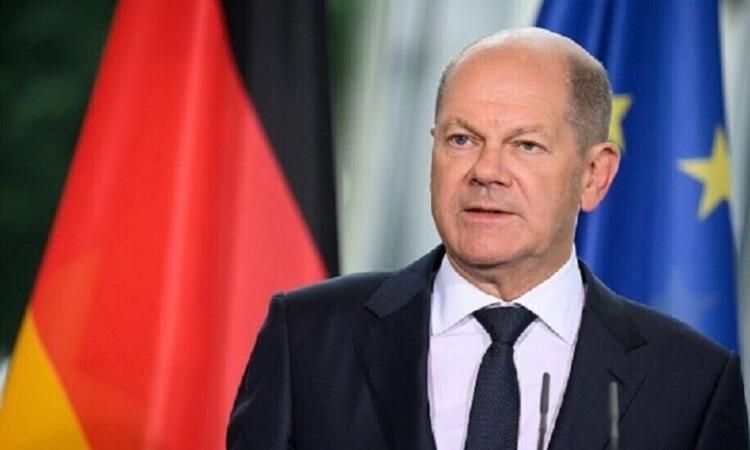 شولتس: القرار بشأن وقف إطلاق النار في أوكرانيا يعود لبوتين