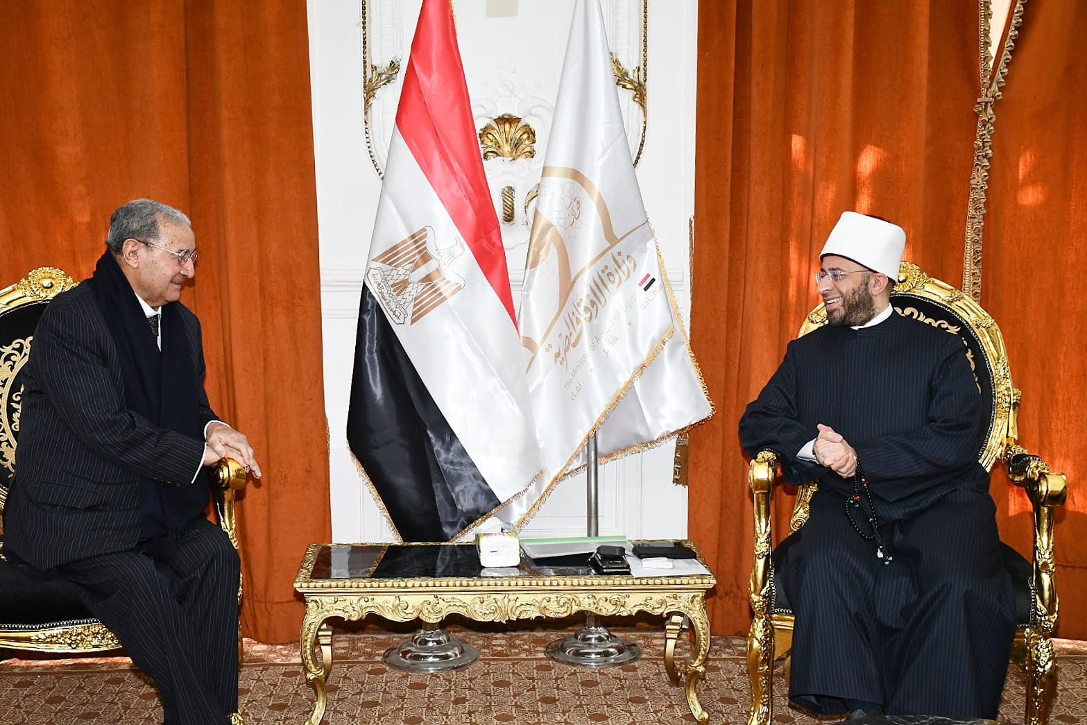 وزير الأوقاف يشهد اجتماعًا لتعزيز عمل اتحاد الأوقاف العربية