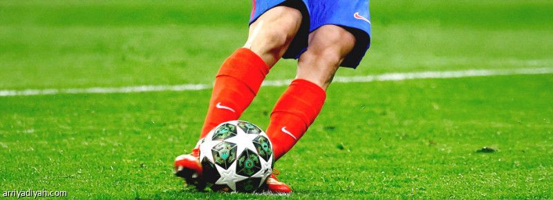 بعد ركلة ألفاريز.. «يويفا» يدرس تعديل قانون اللمسة المزدوجة