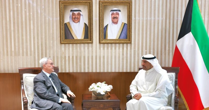 اليحيا يبحث وبحر العلوم تعزيز العلاقات الكويتية العراقية